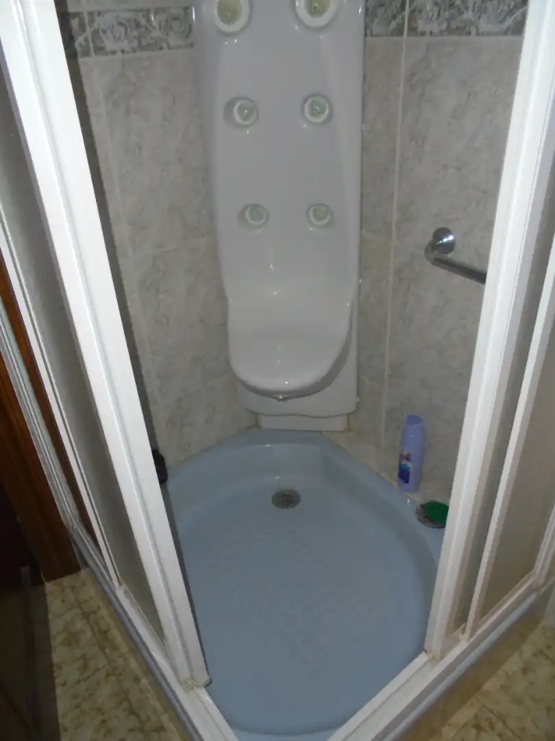 Badezimmer von Wohnungen zur Miete in Benicasim / Benicàssim mit Privatgarten, Terrasse und Möbliert