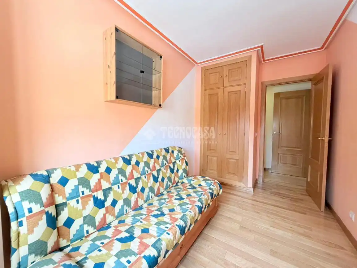 Habitación de Piso en venta en Seseña con Aire acondicionado