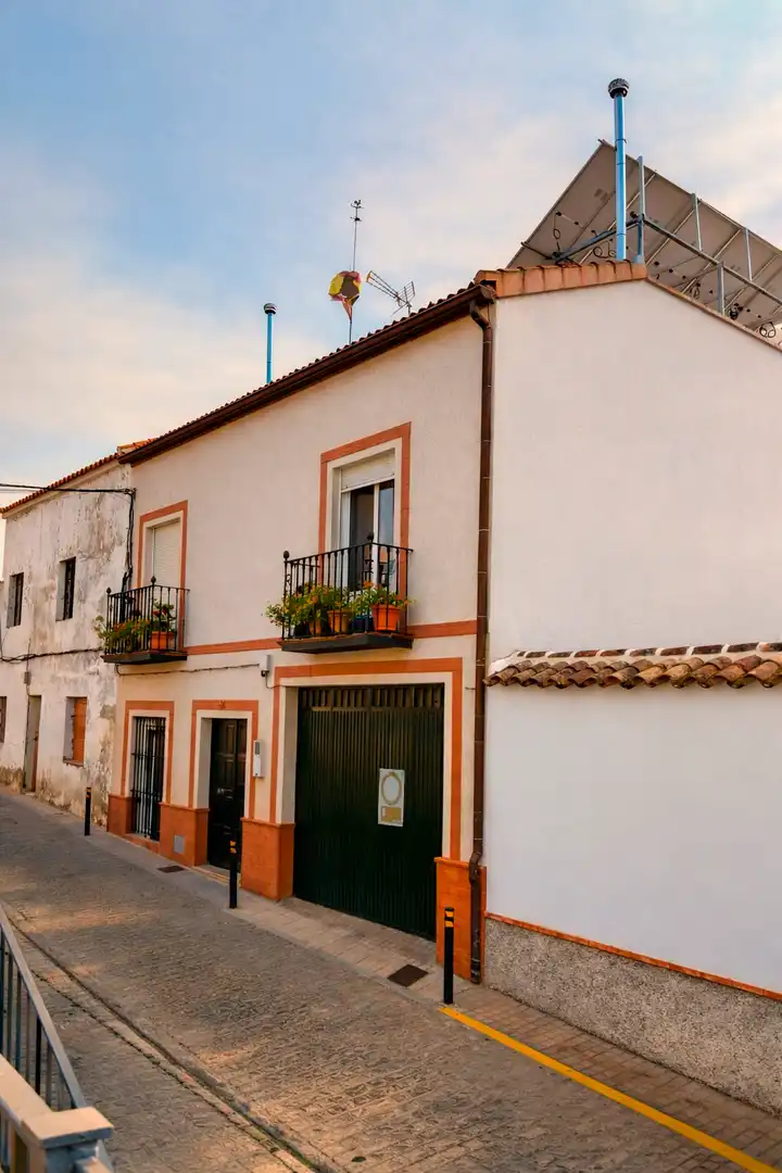 Exterior view of Houses for sale in Constantina  with Air Conditioner, Private garden and Terrace
