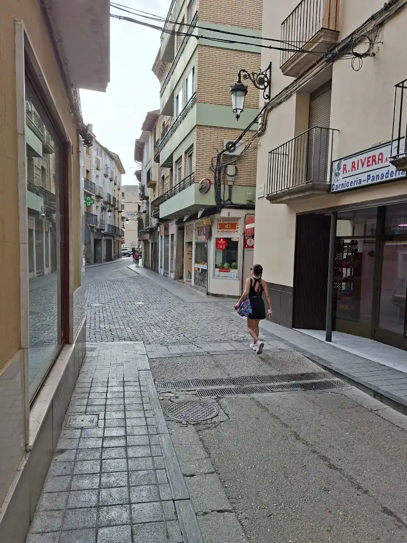 Vista exterior de Piso en venta en Caspe con Aire acondicionado, Calefacción y Amueblado