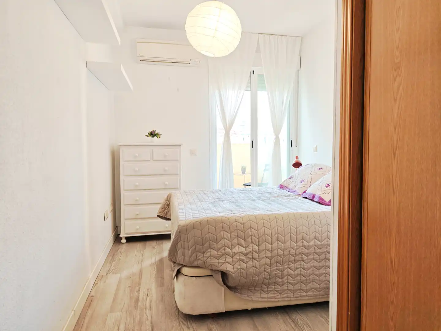 Habitación de Piso de alquiler en Madrid con Aire acondicionado, Terraza y Trastero