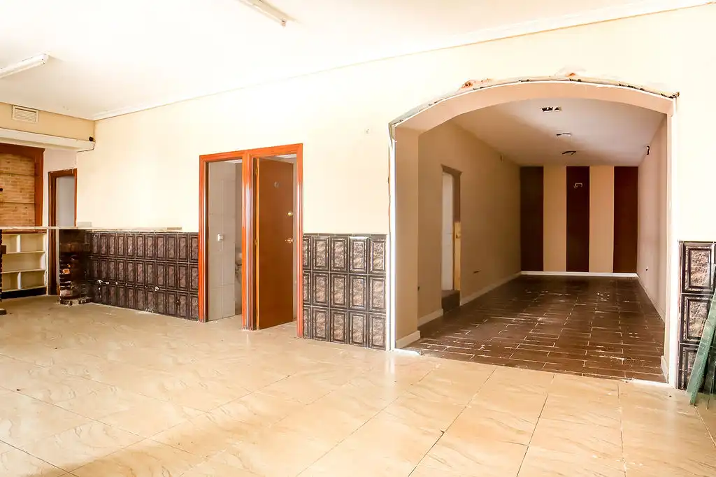 Local commercial à vendre à C/ Miguel Hernández, imagen 11