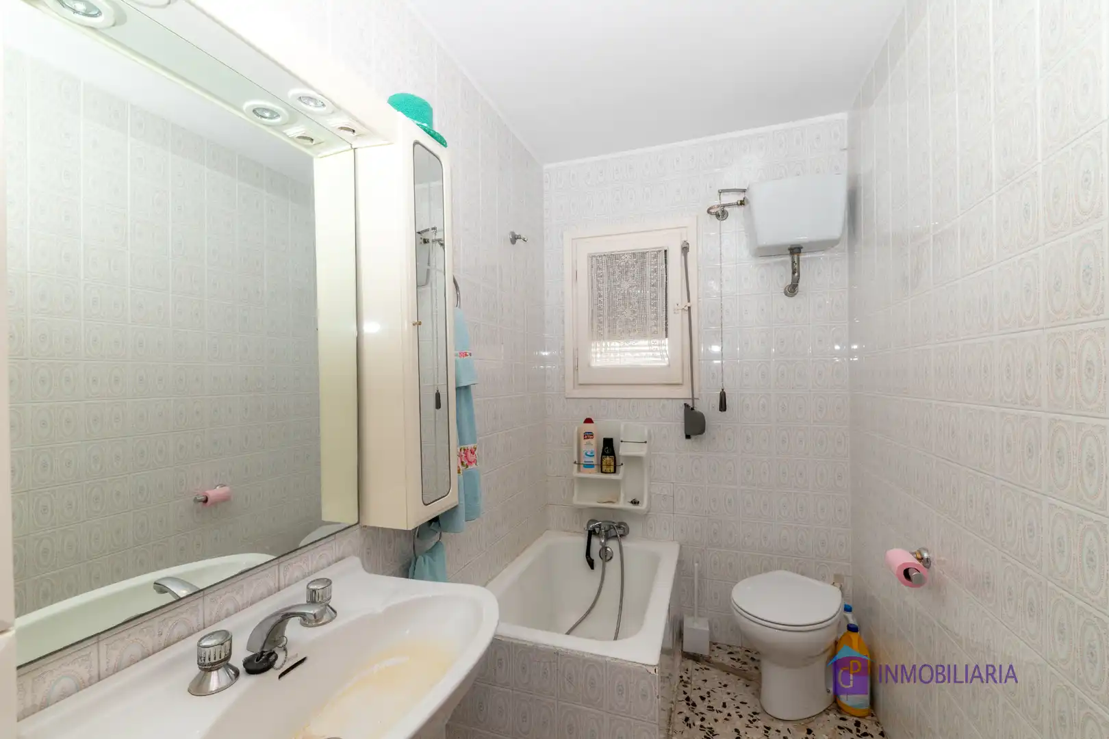Bathroom of Houses for sale in Osera de Ebro