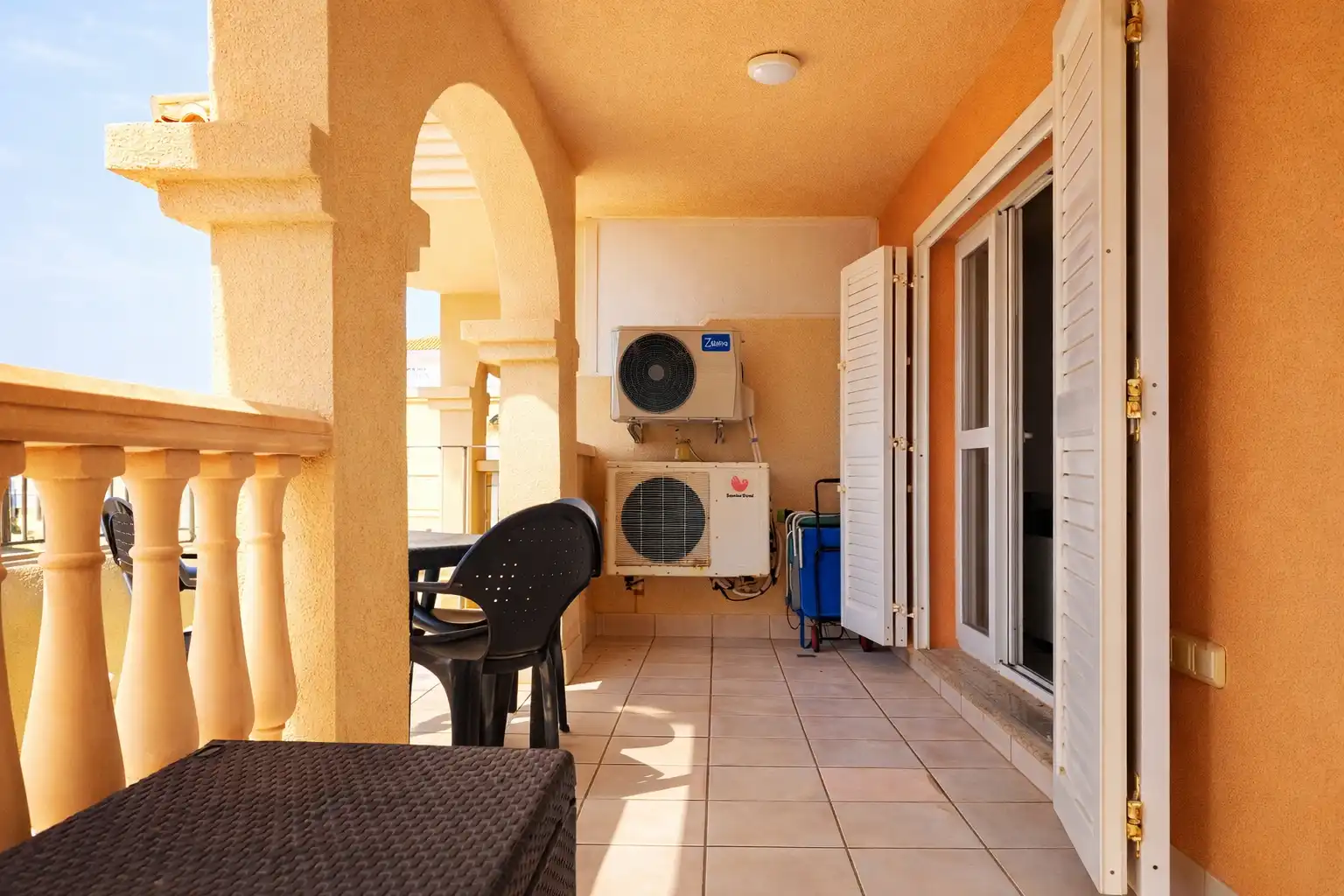 Appartement compact avec piscine à vendre à Calle Arquitecto Julián Laguna 67, imagen 7