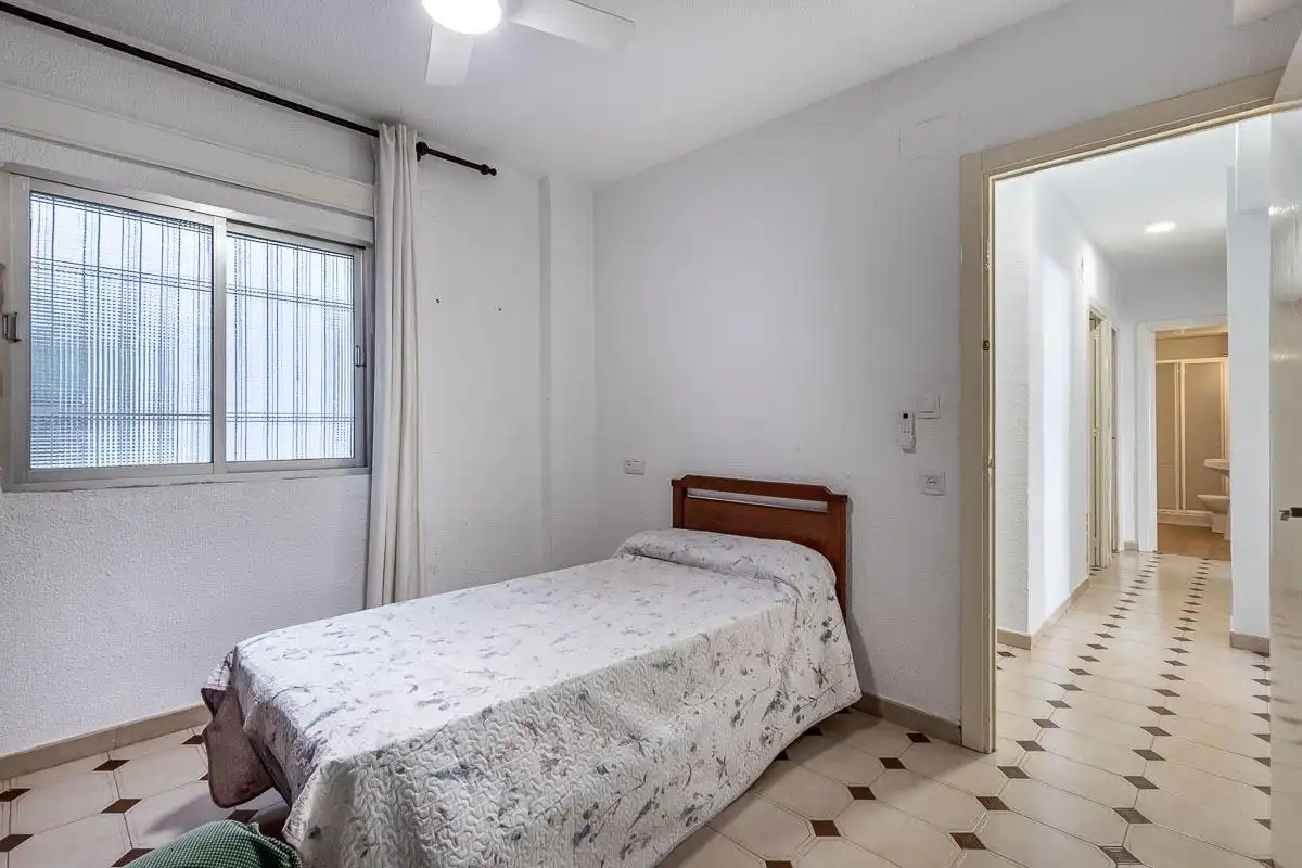Habitación de Piso en venta en Granada con Terraza