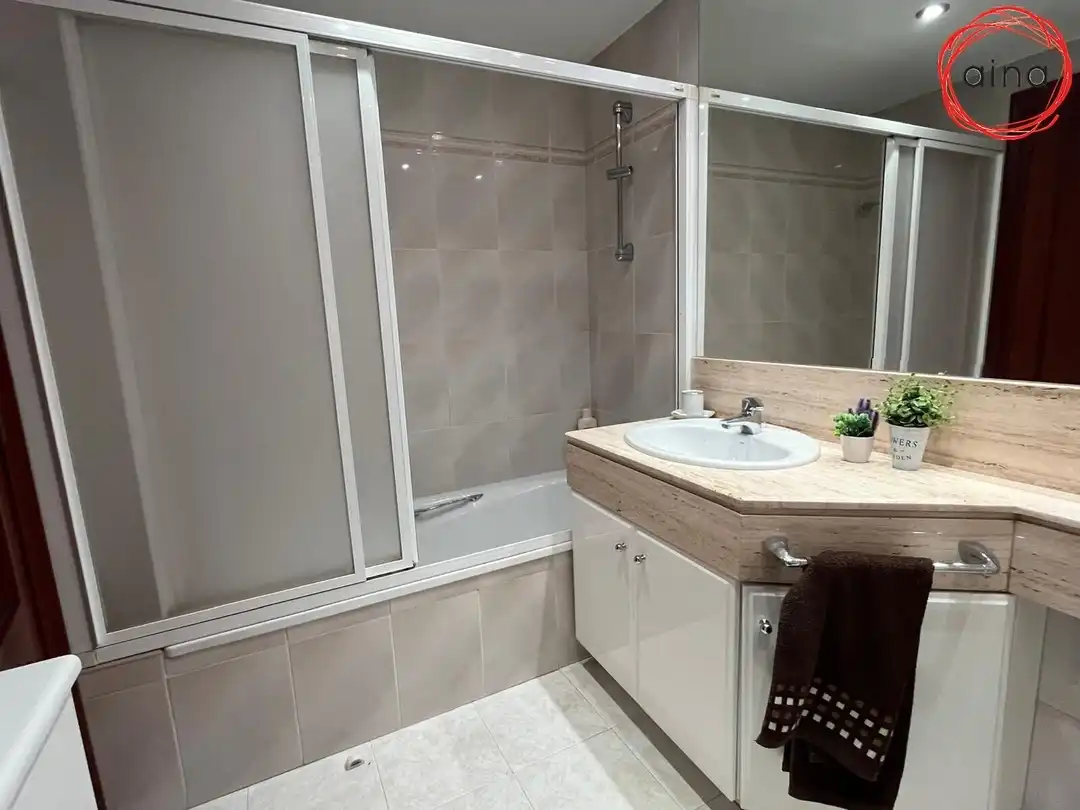 Flat for rent in Calle BENJAMIN DE TUDELA, Mendebaldea - Ermitagaña