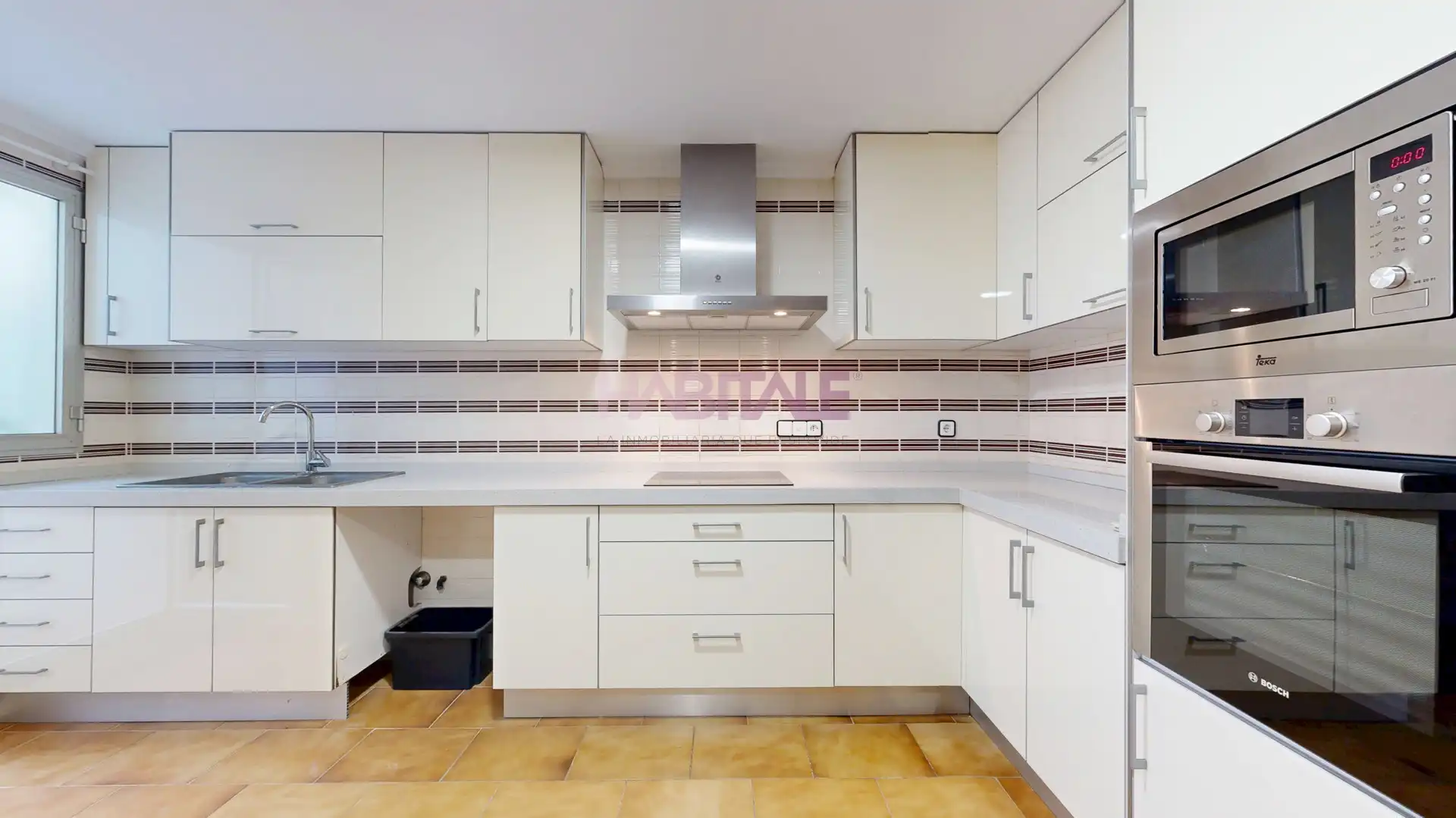 Kitchen of Flat for rent in Torrent