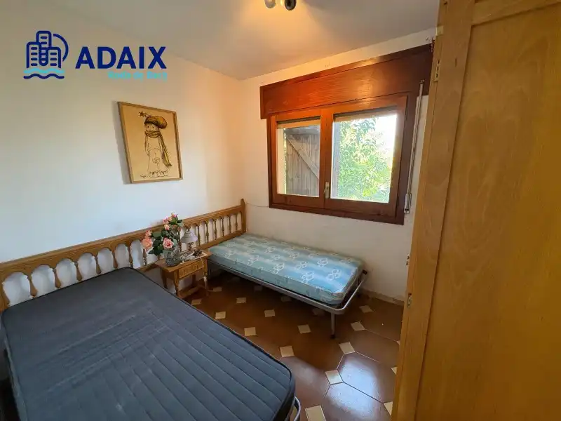 Habitación de Casa o chalet en venta en Roda de Berà con Terraza, Trastero y Piscina