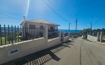 Vista exterior de Casa o xalet en venda en Boiro amb Terrassa