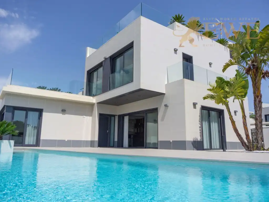 Villa à vendre à Orihuela Costa