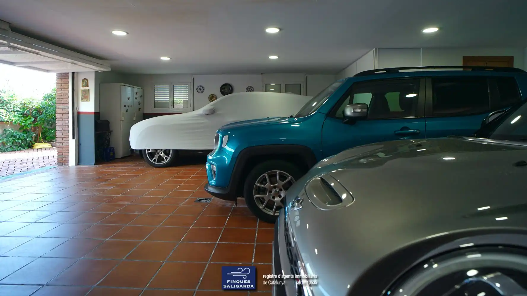 Parking de Casa o chalet en venta en Canovelles con Aire acondicionado, Calefacción y Terraza