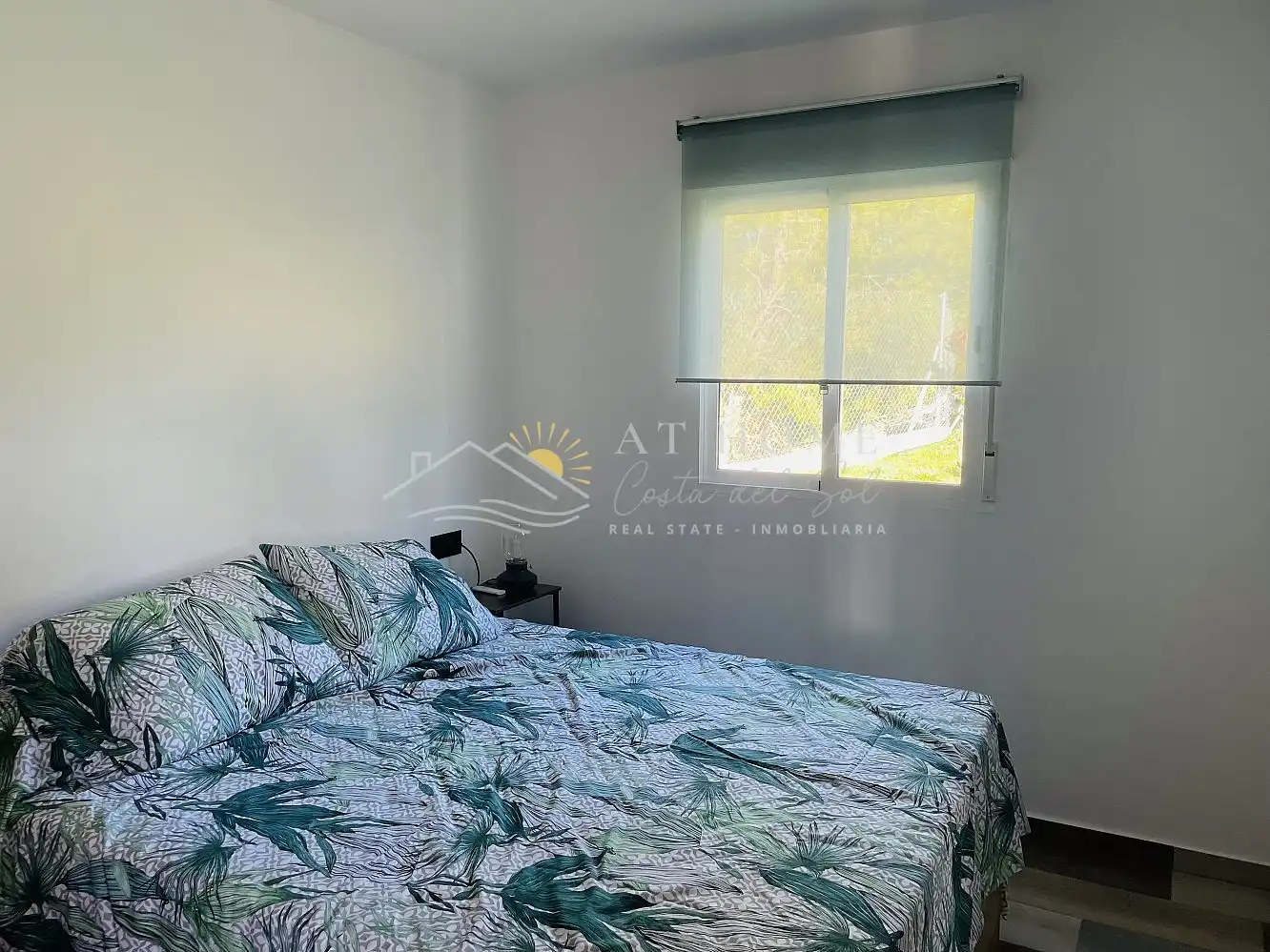 Habitación de Apartamento de alquiler en Nerja con Terraza y Piscina