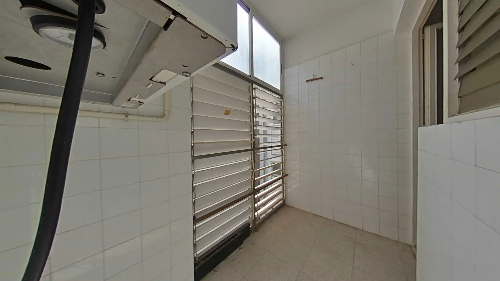 Küche von Maisonette zum Verkauf in L'Hospitalet de Llobregat mit Balkon