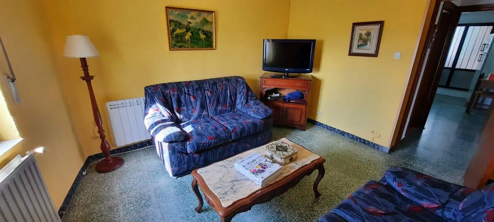 Living room of Houses for sale in El Pedroso de la Armuña   with Heating, Terrace and Storage room