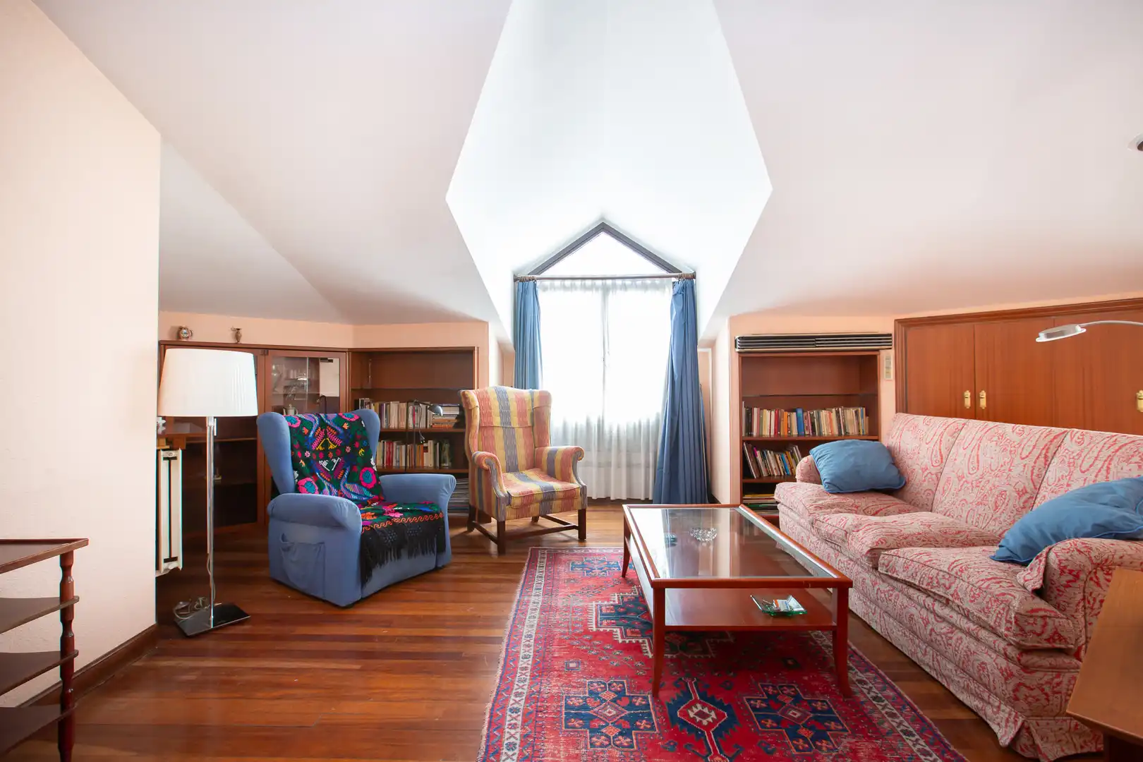 Sala de estar de Piso en venta en Bilbao  con Aire acondicionado, Calefacción y Parquet