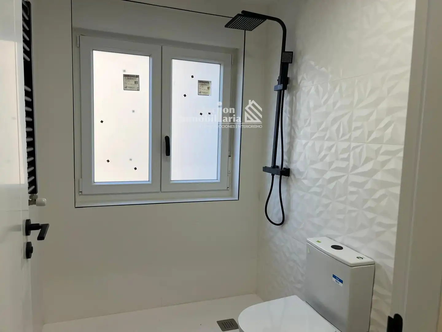 Baño de Piso en venta en Salamanca con Calefacción y Terraza