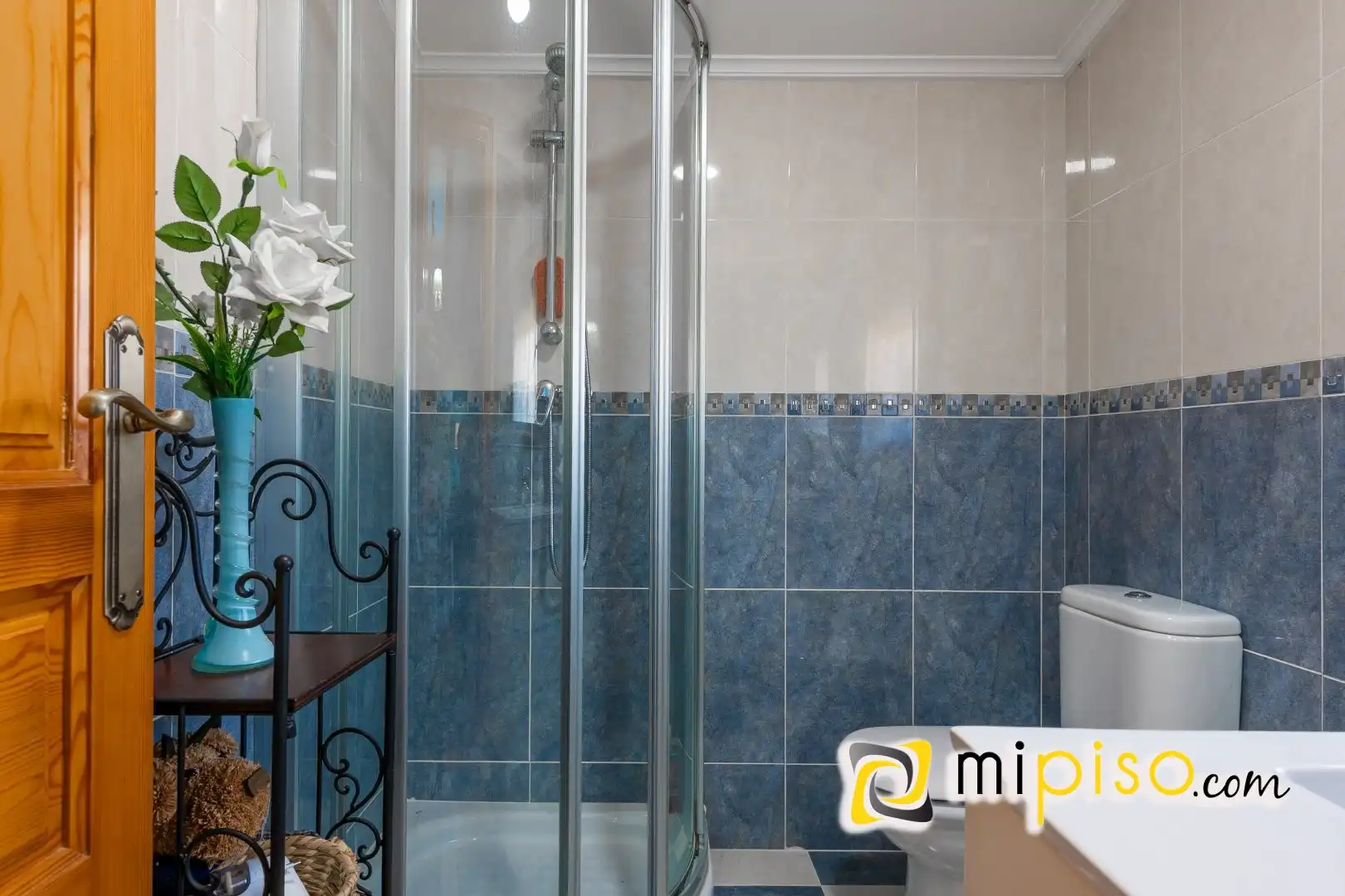 Baño de Casa o chalet en venta en Laredo con Calefacción y Jardín privado