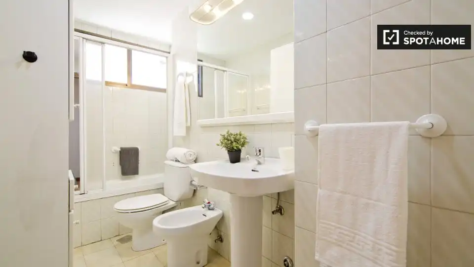 Room in Madrid, Madrid
