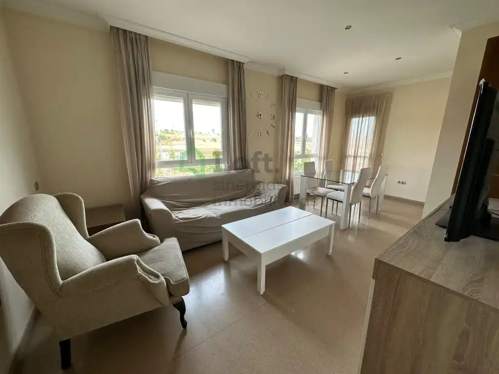 Apartamento de alquiler en Maria Auxiliadora - Barriada de Llera
