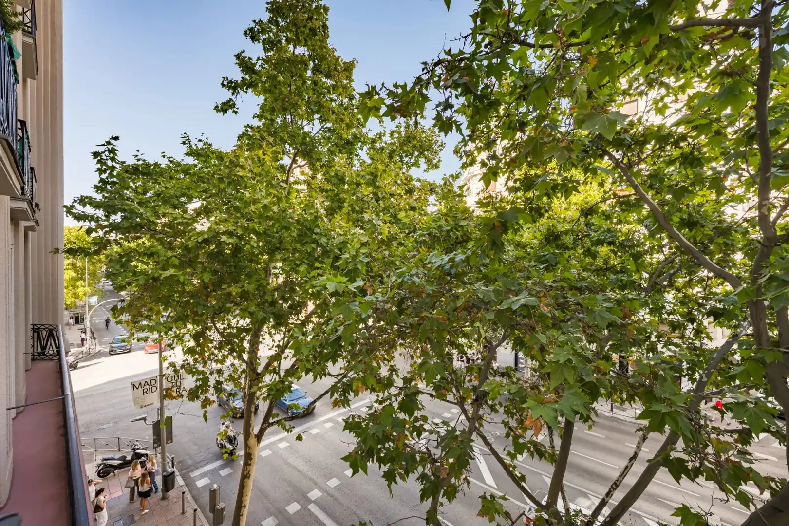 Vista exterior de Pis de lloguer en Madrid amb Aire condicionat, Calefacció i Forn