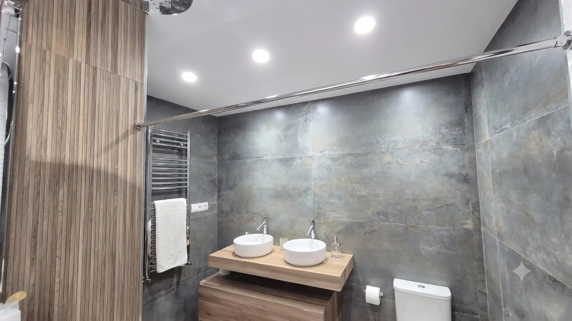 Baño de Piso en venta en Rivas-Vaciamadrid con Aire acondicionado, Calefacción y Jardín privado