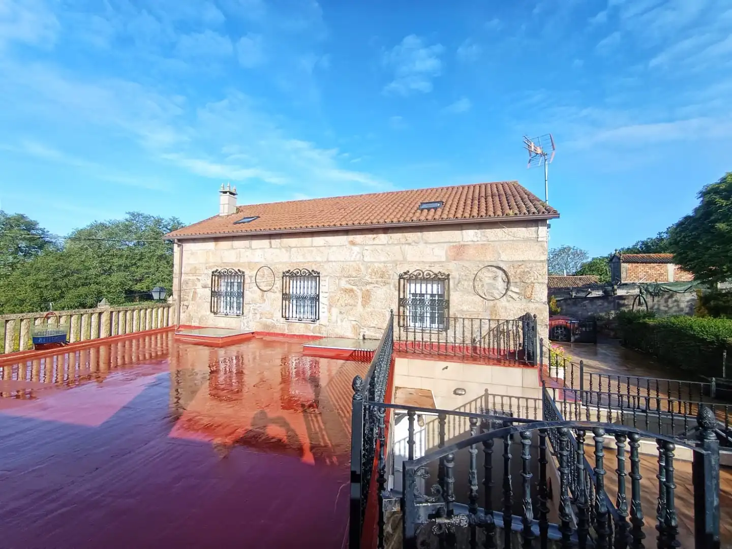 Vista exterior de Casa o xalet en venda en Cambados amb Calefacció, Terrassa i Traster