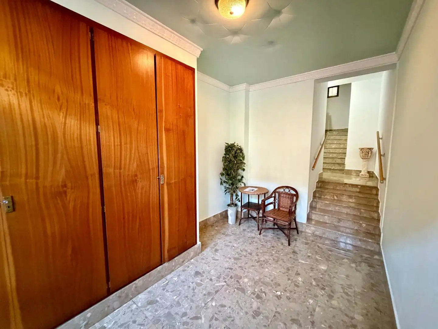 Flat for sale in Silla  with Air Conditioner and Furnished
