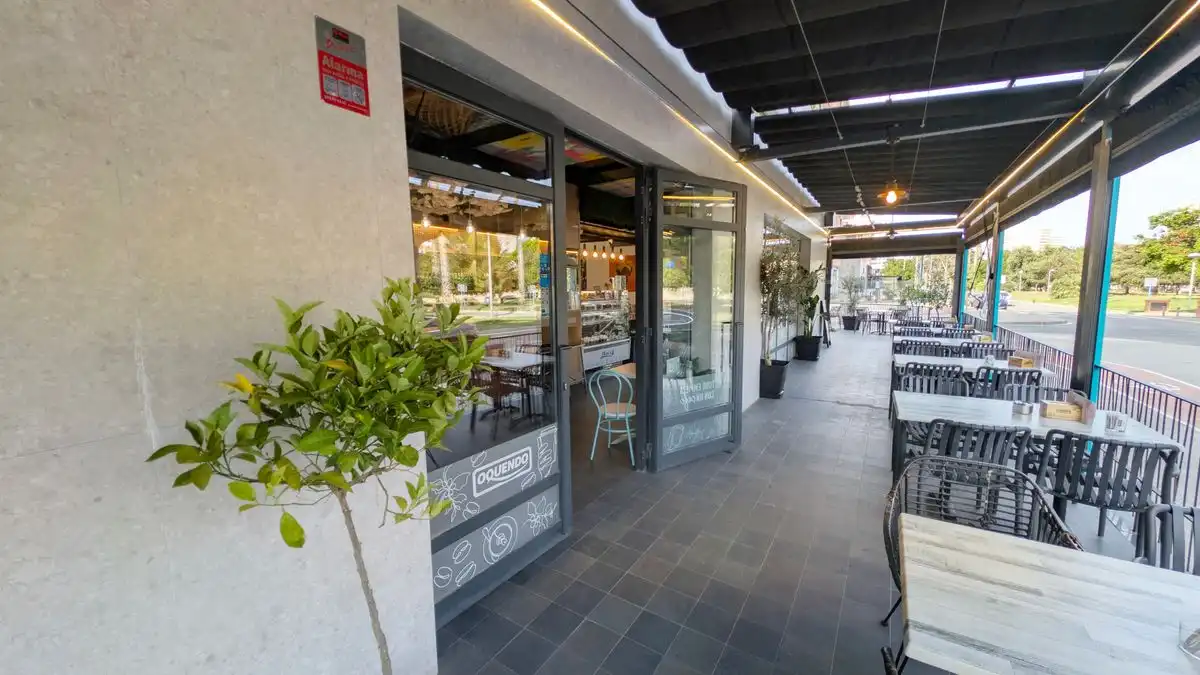 Local comercial en venta en Avenida Artista Remigio Soler López, imagen 4