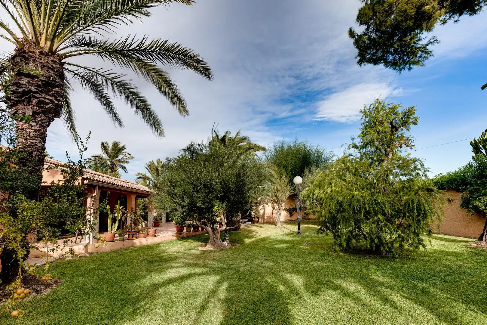 Chalet con piscina en venta en Calle HUELMA, imagen 7