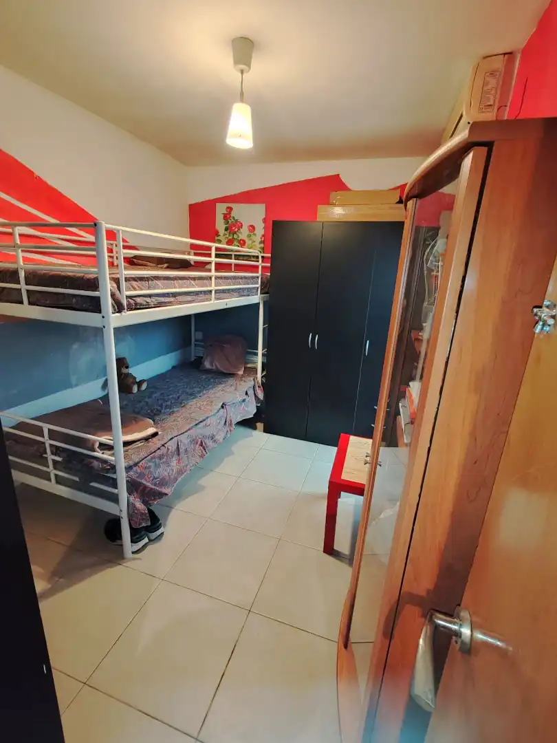 Habitación de Piso en venta en Badalona con Aire acondicionado y Amueblado