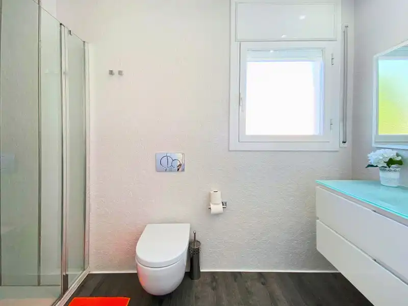 Baño de Casa o chalet en venta en Empuriabrava con Aire acondicionado, Calefacción y Terraza