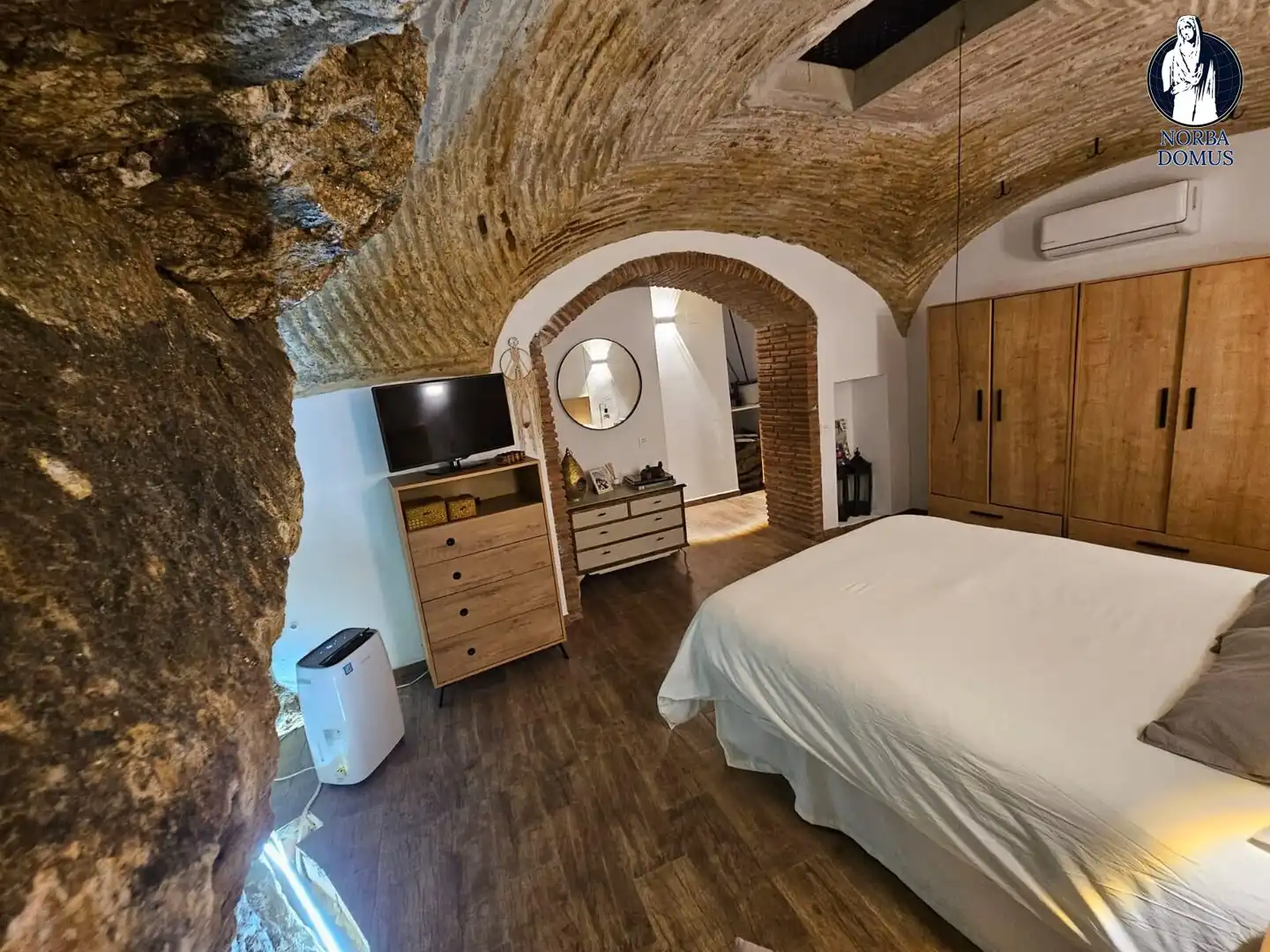 Finca rústica en venda en Montánchez amb Aire condicionat, Terrassa i Traster
