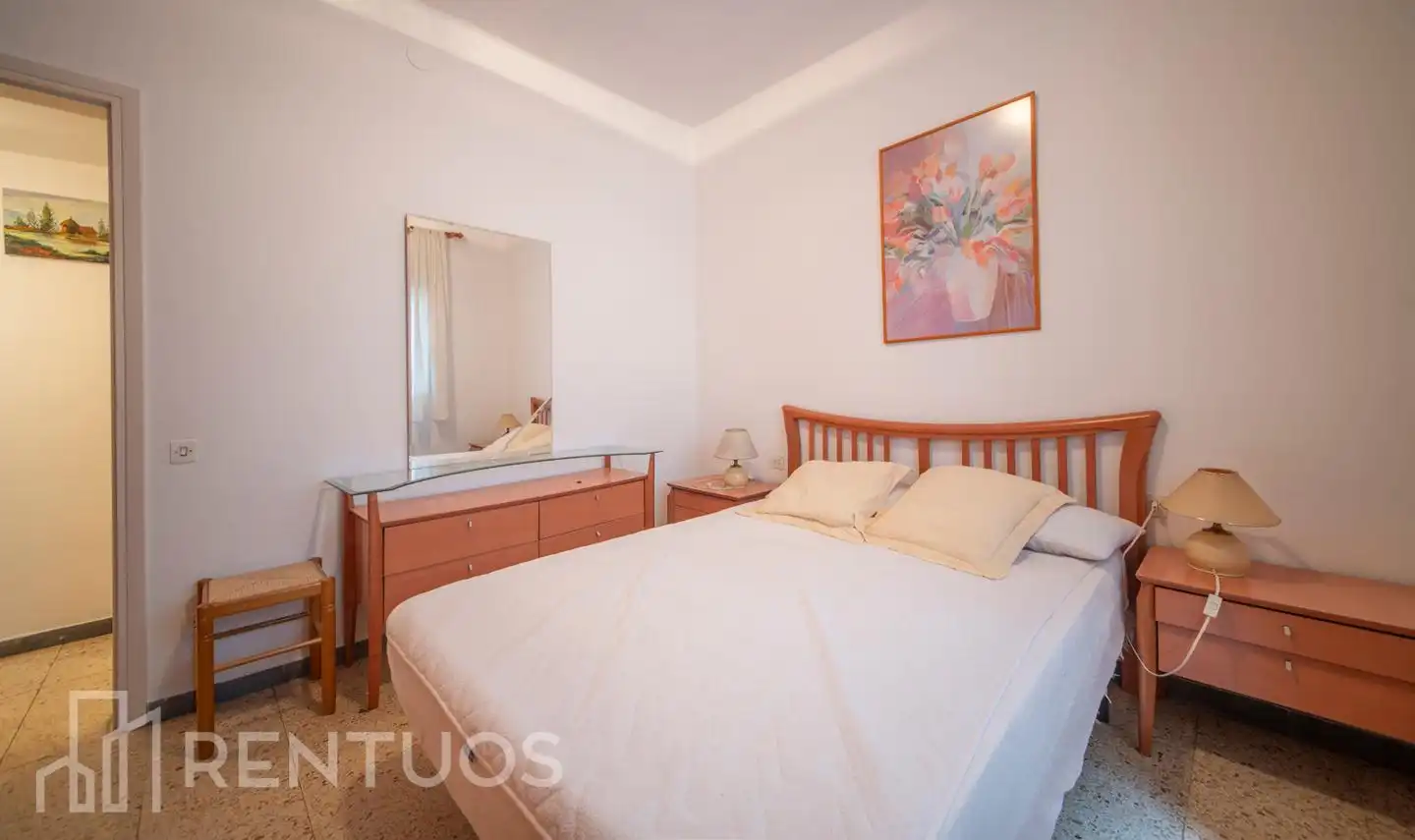 Bajo con ascensor en venta en De Sant Antoni Maria Claret, imagen 7