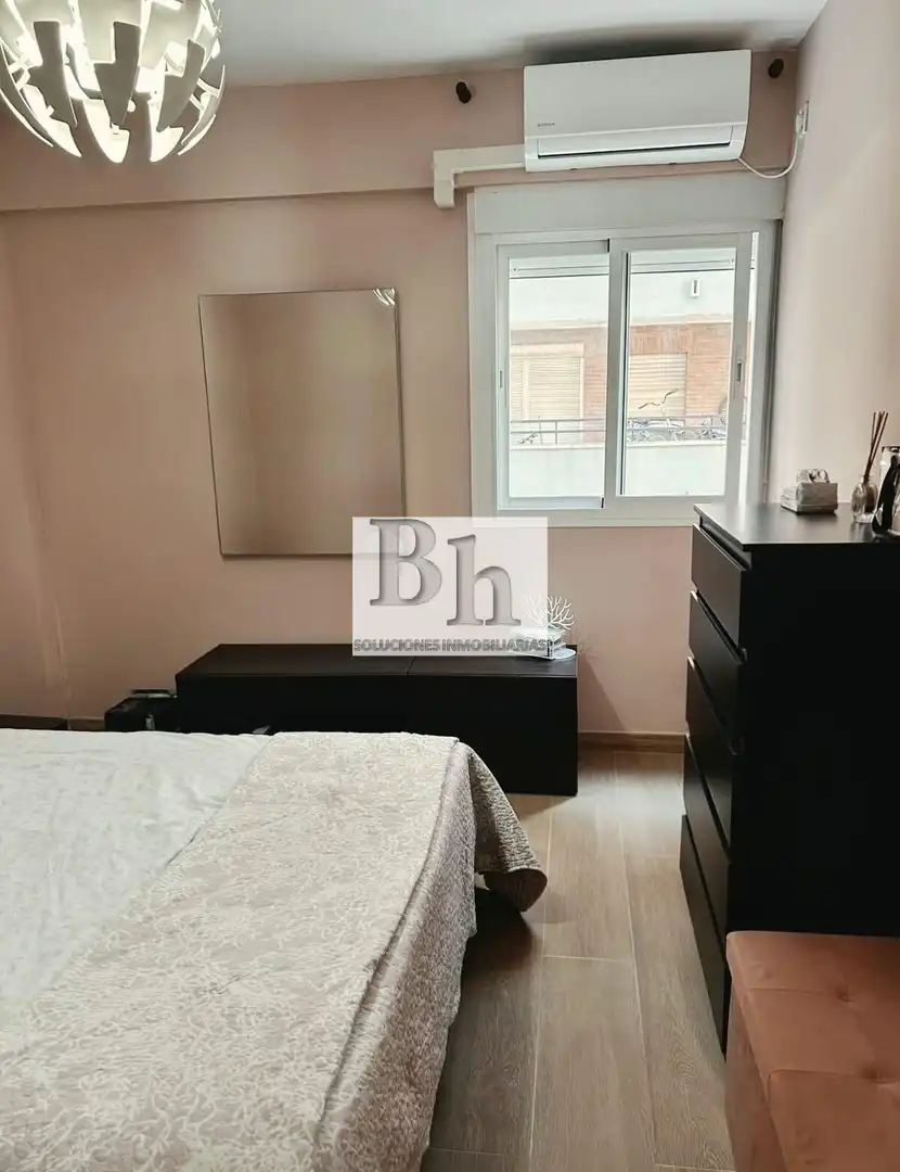 Habitación de Piso en venta en Málaga con Aire acondicionado