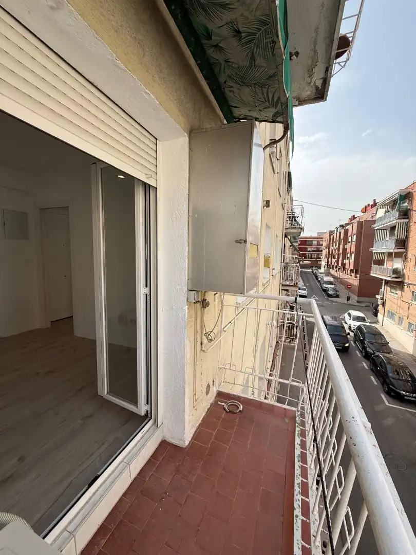 Flat for sale in Calle de la Mandarina, imagen 3