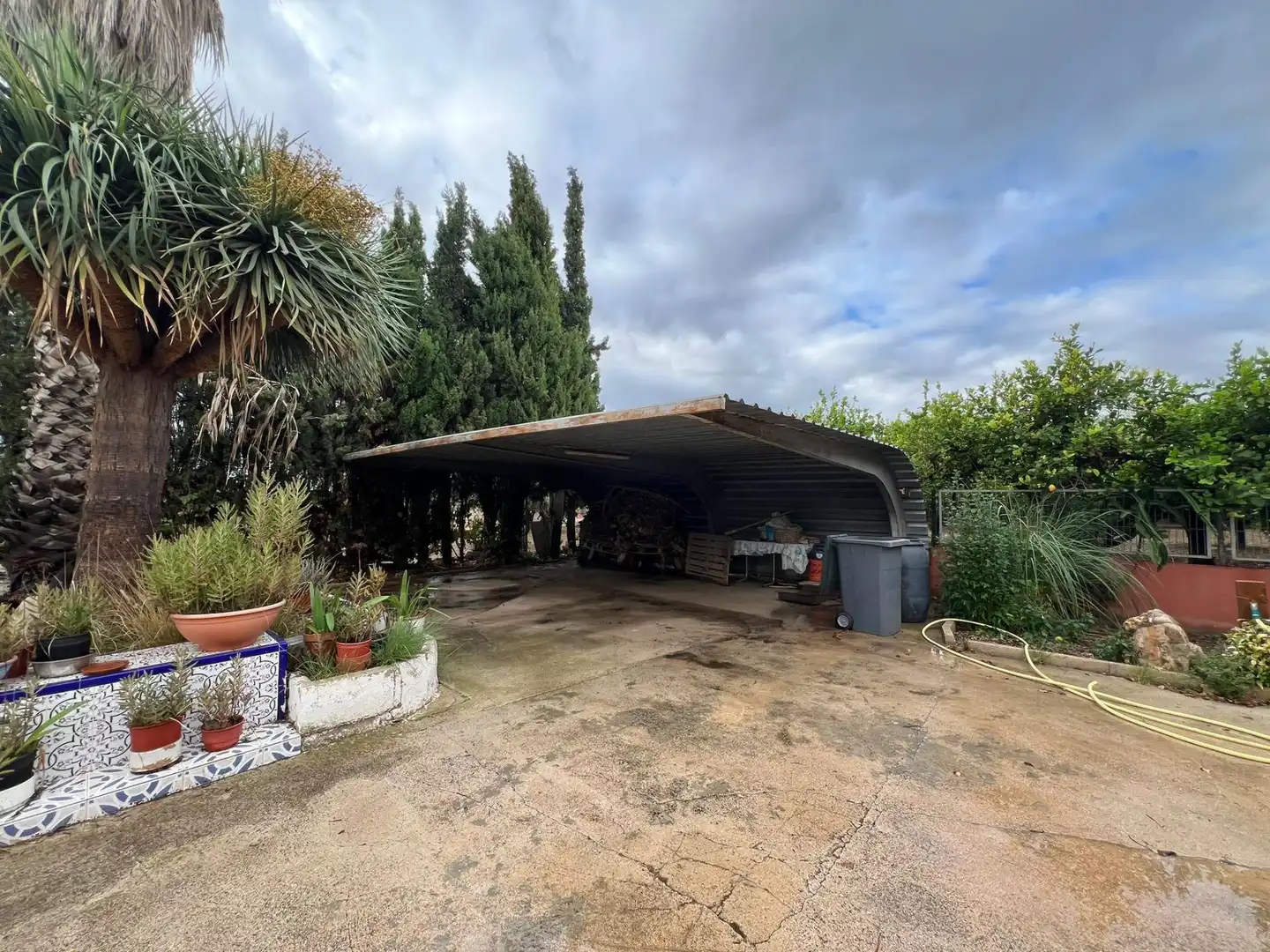 Aparcament de Casa o xalet en venda en Elche / Elx amb Jardí privat, Terrassa i Piscina
