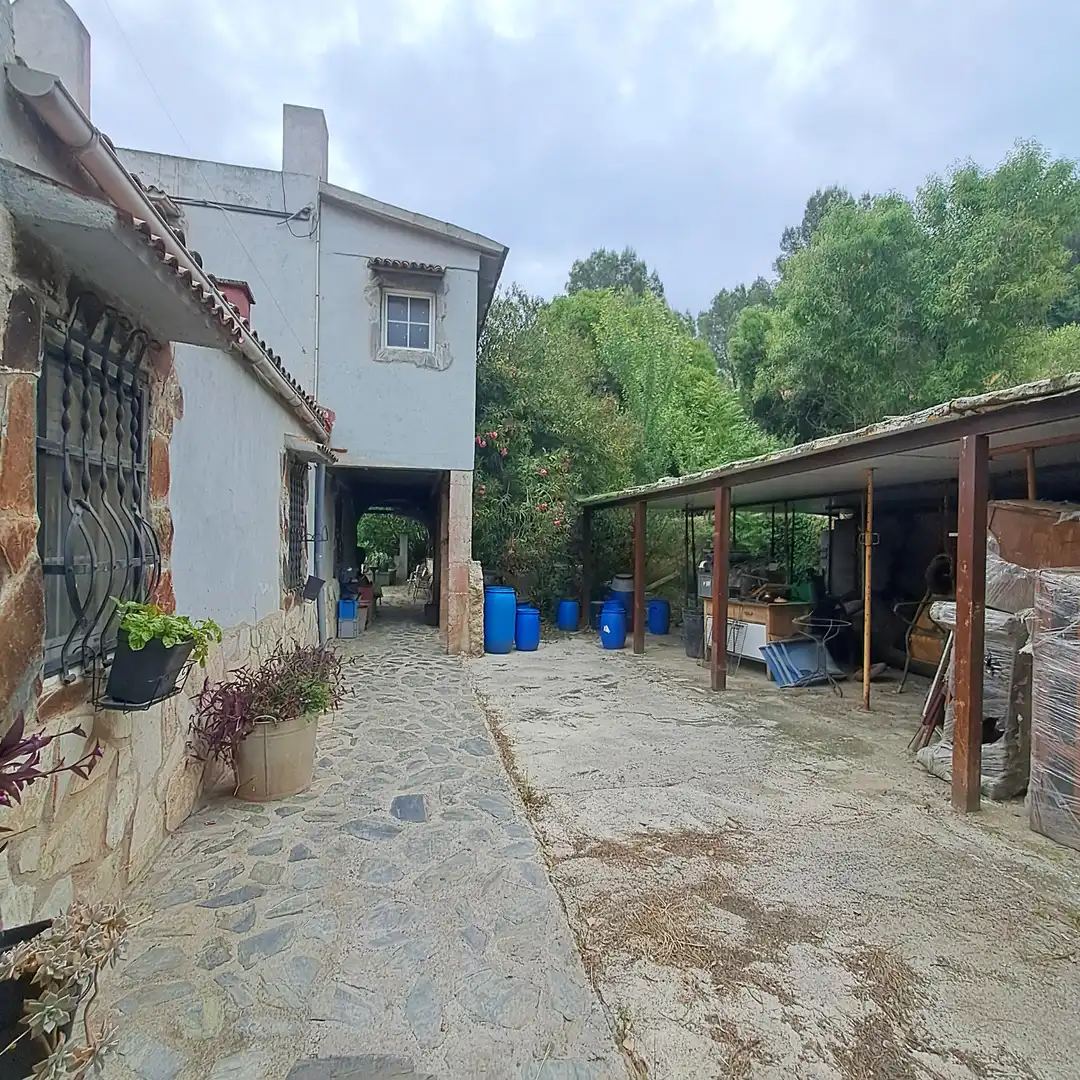 Außenansicht von Country house zum Verkauf in Castellbisbal mit Klimaanlage, Privatgarten und Alarm