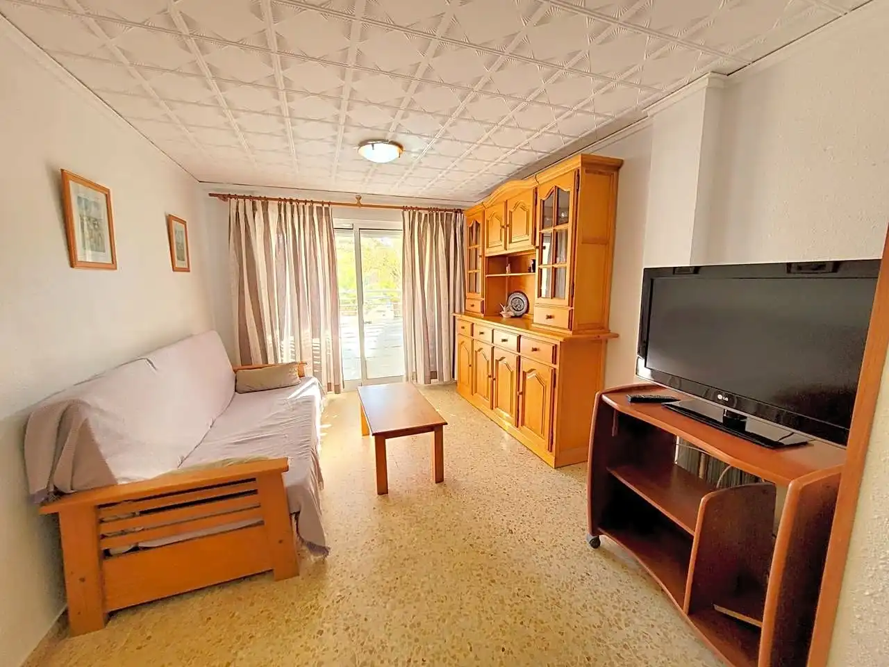 Sala de estar de Apartamento de alquiler en Miramar, Valencia