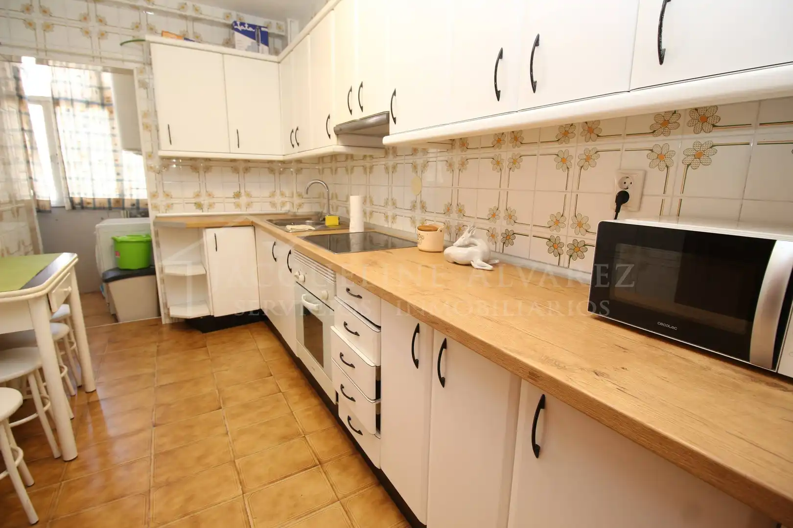 Kitchen of Flat for sale in Parla  with Parquet flooring