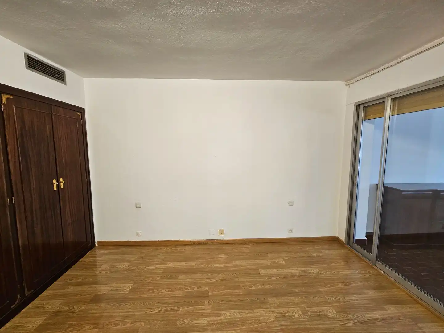 Sala d'estar de Apartament de lloguer en Madrid amb Aire condicionat, Calefacció i Terrassa