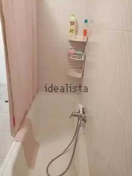 Baño de Piso en venta en Moriles con Terraza