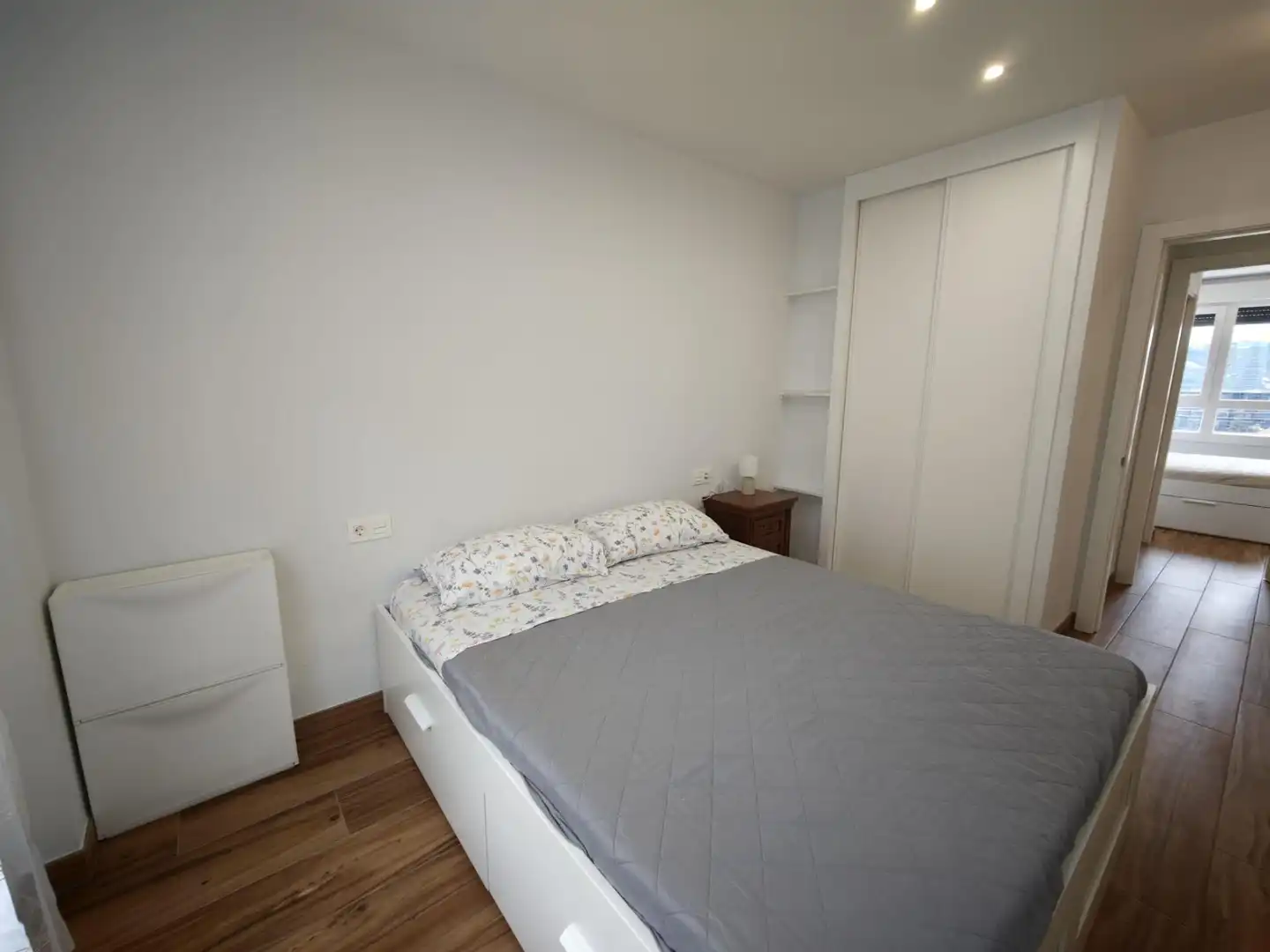 Dormitori de Pis de lloguer en Bilbao  amb Calefacció i Terrassa