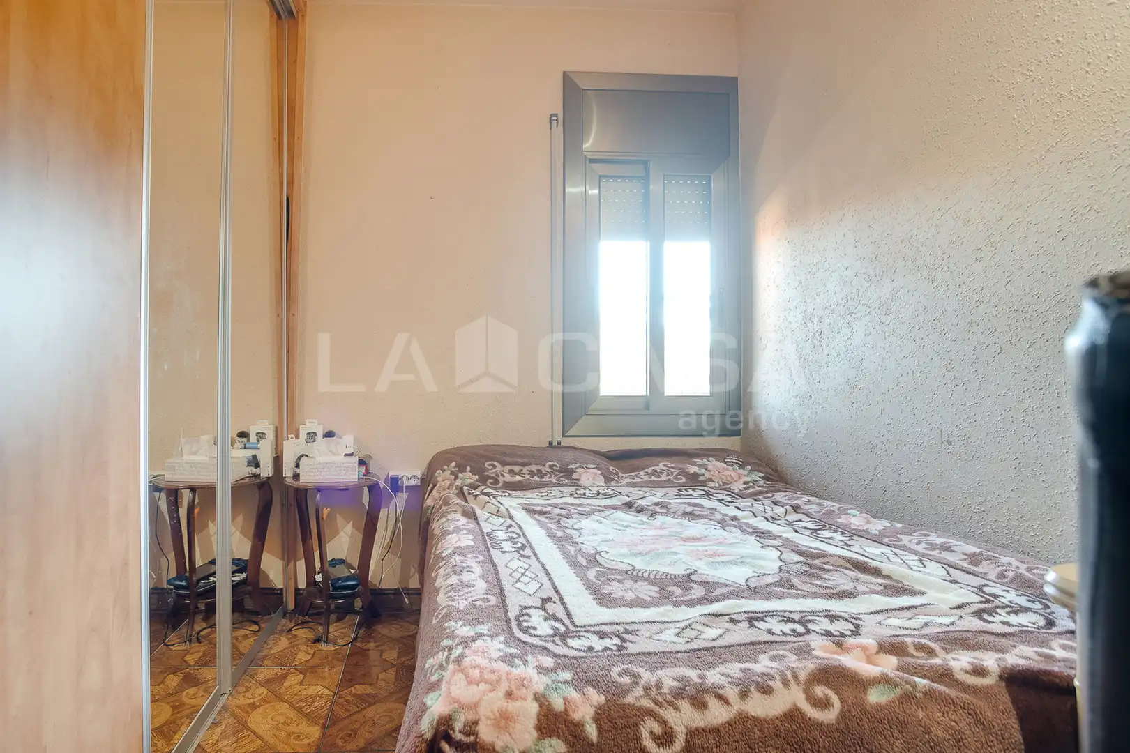 Habitación de Piso en venta en Barcelona con Balcón
