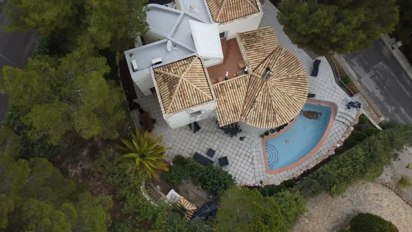 Vista exterior de Casa o chalet en venta en Callosa d'en Sarrià con Aire acondicionado, Jardín privado y Terraza