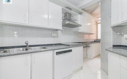 Kitchen of Flat for sale in  Granada Capital  with Furnished and Balcony