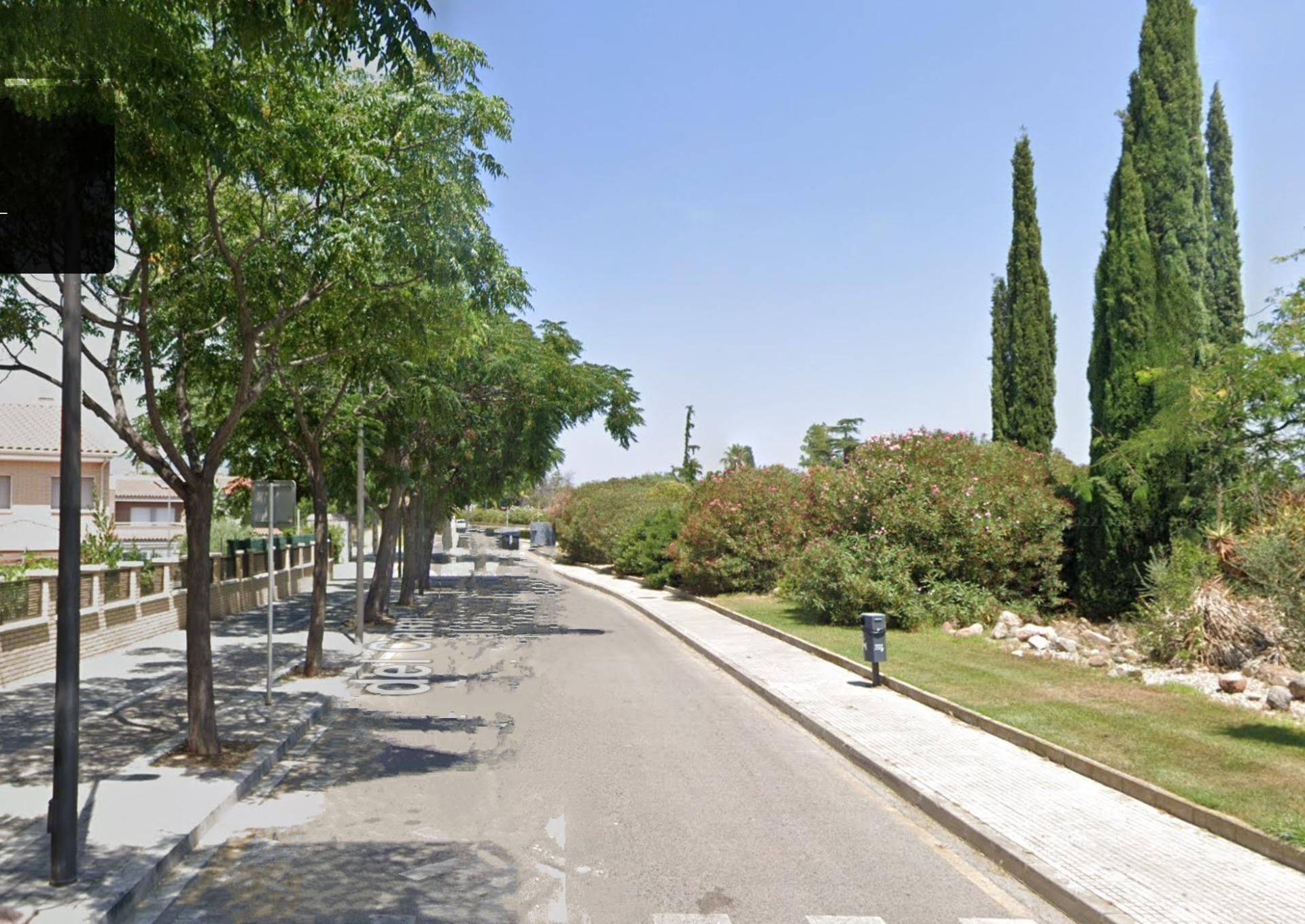 Vista exterior de Casa adosada en venda en Reus amb Jardí privat, Terrassa i Balcó