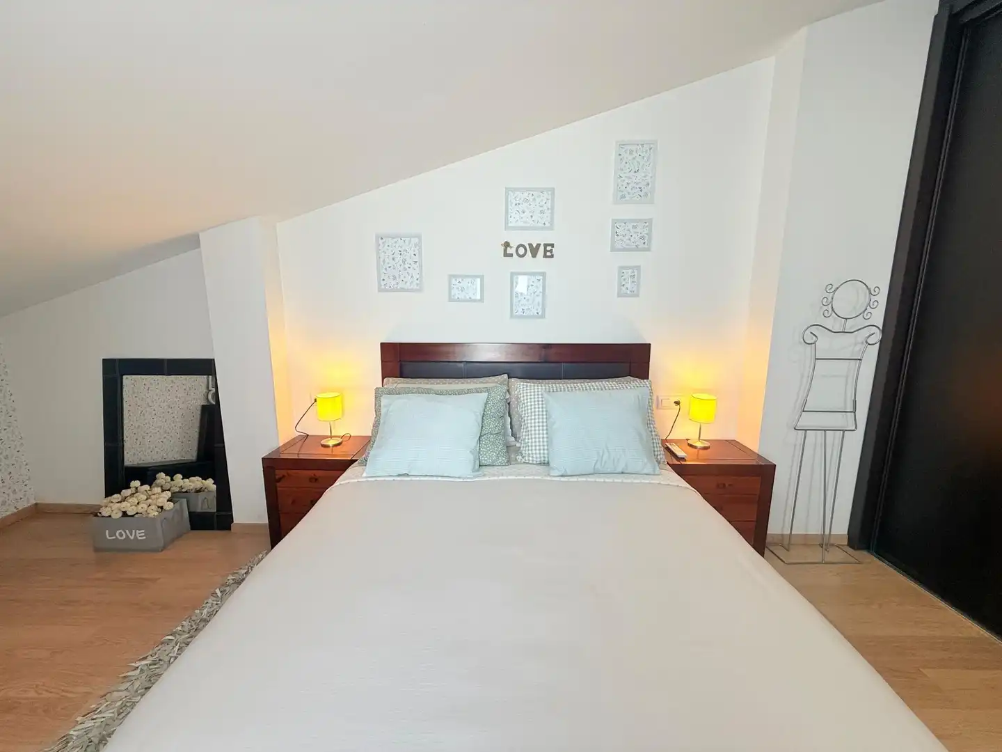 Habitación de Ático en venta en Sant Jaume d'Enveja con Aire acondicionado, Parquet y Terraza