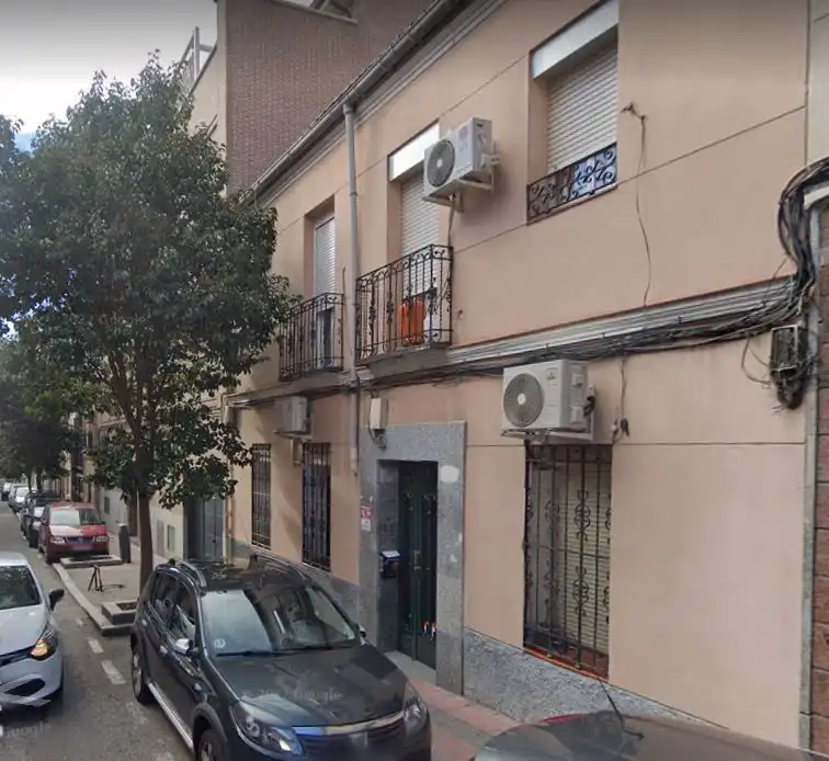 Außenansicht von Gebäude zum Verkauf in Madrid