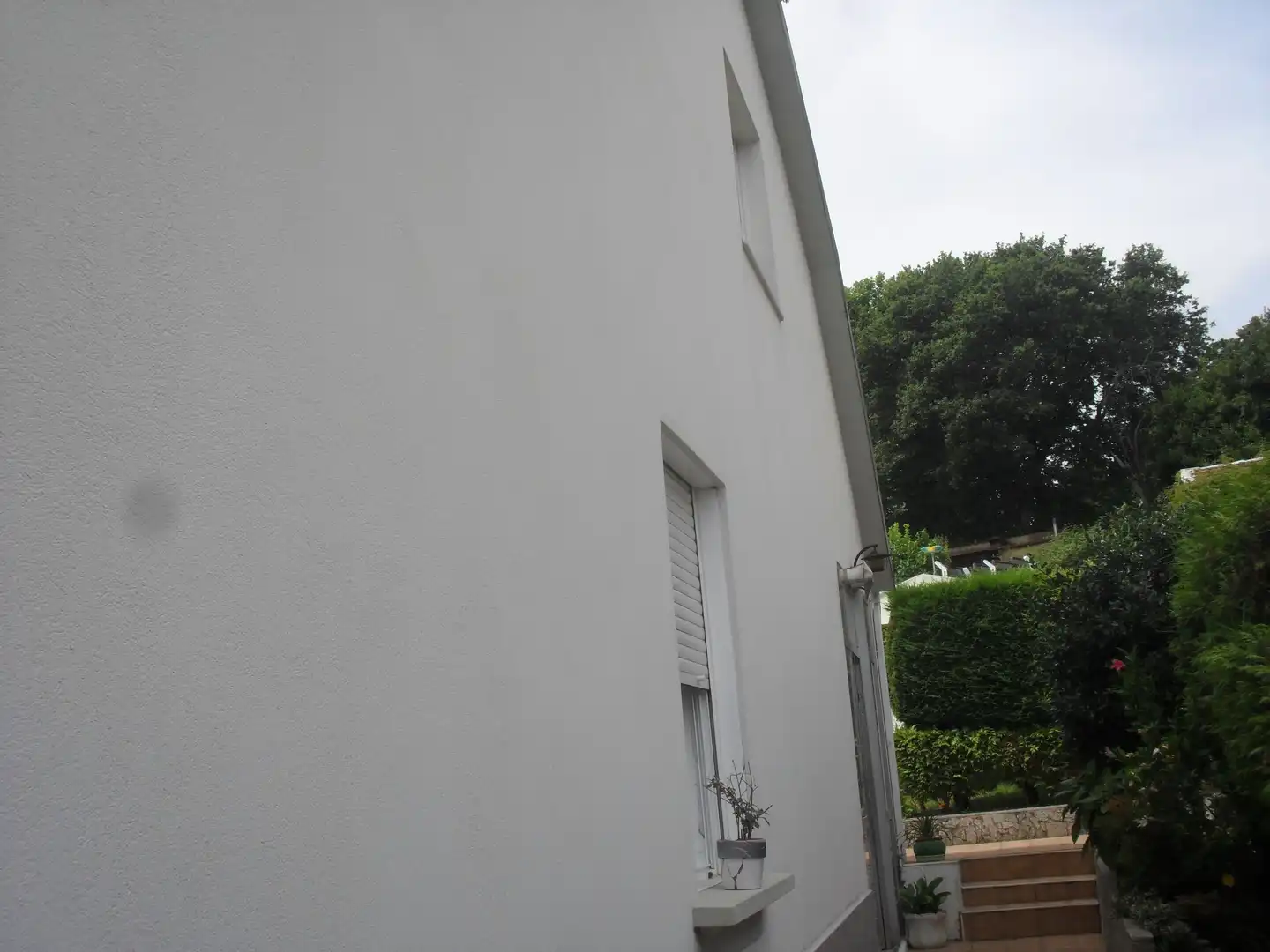 Vista exterior de Casa o xalet en venda en Vigo  amb Jardí privat, Terrassa i Traster