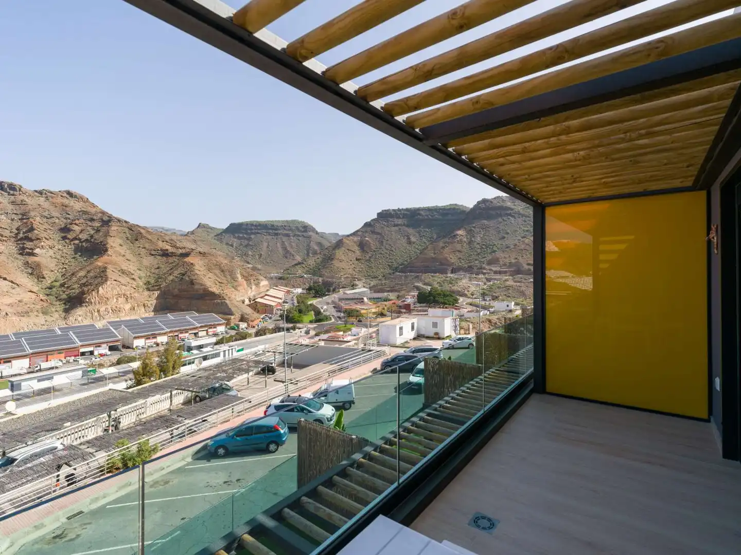 Terrasse von Wohnungen zur untervermieten in Mogán mit Klimaanlage, Heizung und Terrasse